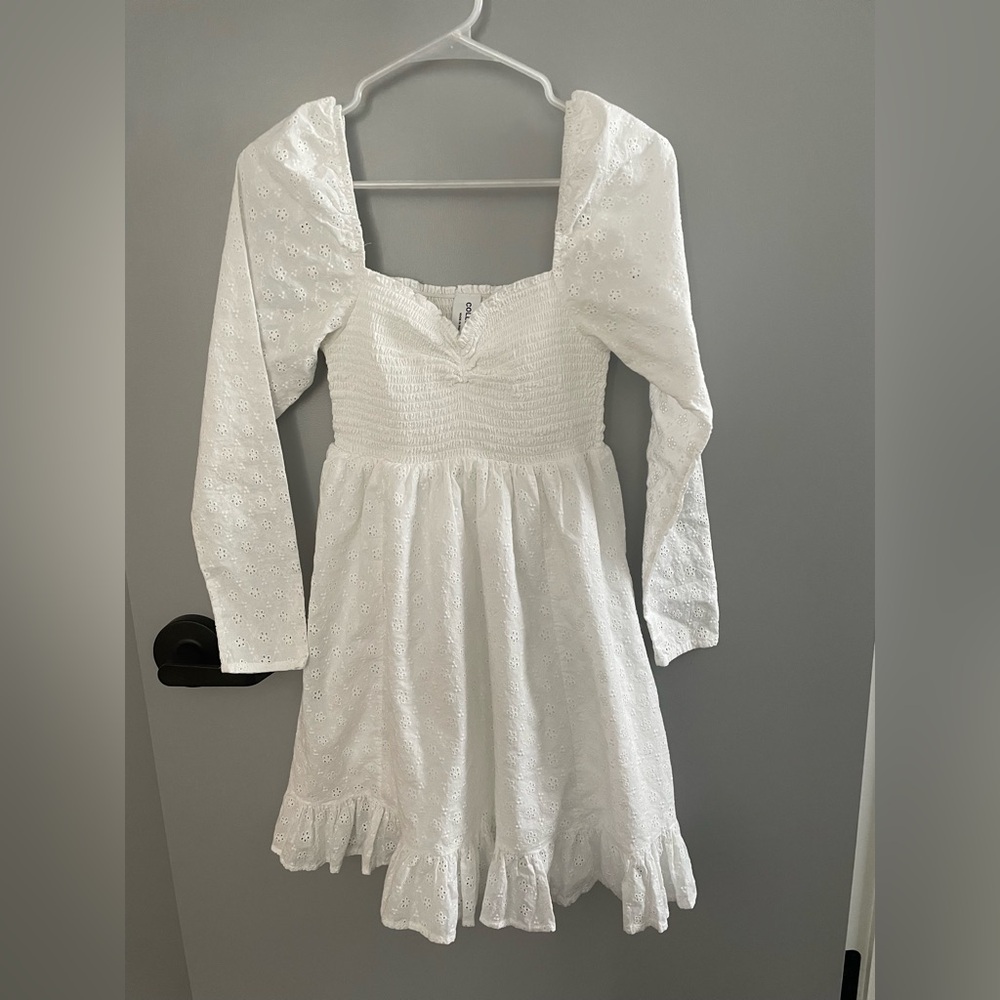 Elegant White Mini Dress
